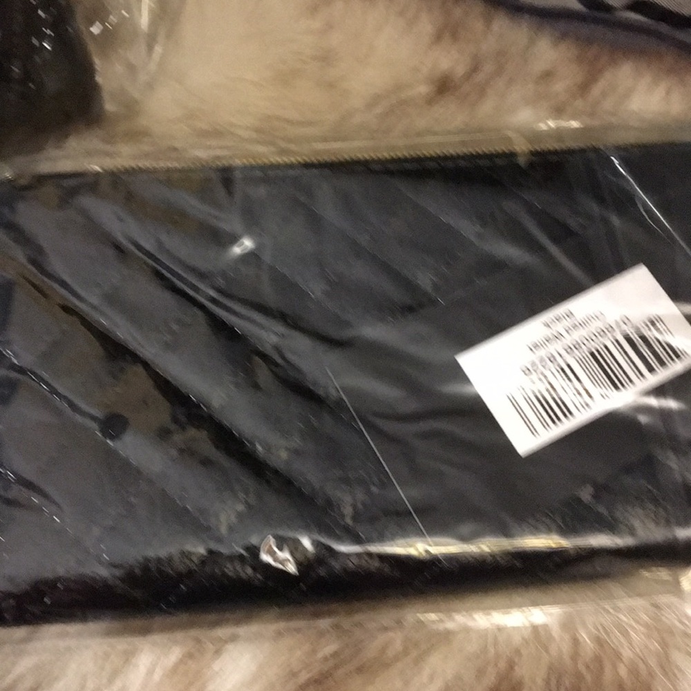 2 Bags 1 tote bag 1 crossbody bag 1 wallet - Picture 2 of 8